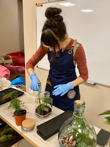 Creating a Terrarium in a floral laboratory with expert botanist 2
