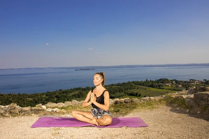 Lezione individuale di Tantra yoga a Moniga del Garda 11