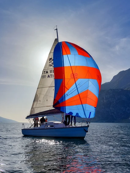 Sailing boat trip with skipper and sunset aperitif from Riva del Garda 9