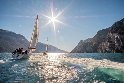 Sailing trip with skipper from Riva del Garda and lunch on board 24