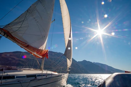 Sailing trip with skipper from Riva del Garda and lunch on board 22