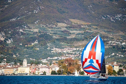 Sailing trip with skipper from Riva del Garda and lunch on board 4