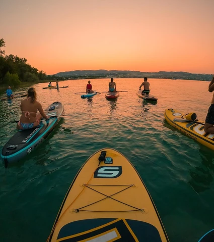 Experience SUP in Desenzano del Garda during sunset 4