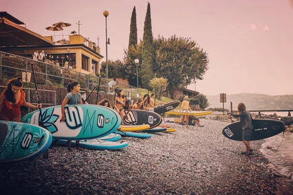 Experience SUP in Desenzano del Garda during sunset 6