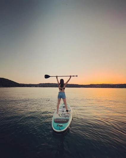 Experience SUP in Desenzano del Garda during sunset 20