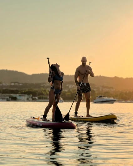 Experience SUP in Desenzano del Garda during sunset 23