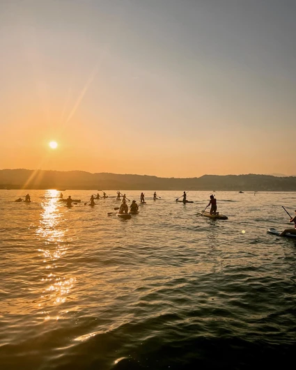 Experience SUP in Desenzano del Garda during sunset 29