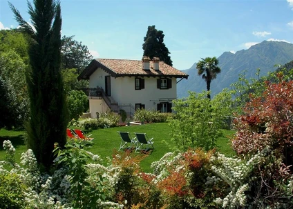 Passeggiata con gli asini e visita alla fattoria didattica nel Garda Trentino 0