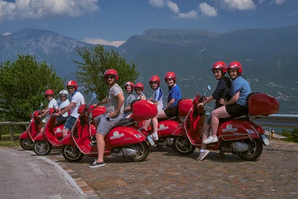 Tour del gusto al Lago di Garda in Vespa da Peschiera 3