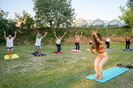 Spaziergang durch Verona und Gruppen-Yogaunterricht
