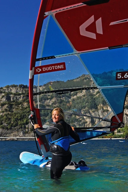 One-to-one windsurfing lesson at sunset at the Trentino Garda 15