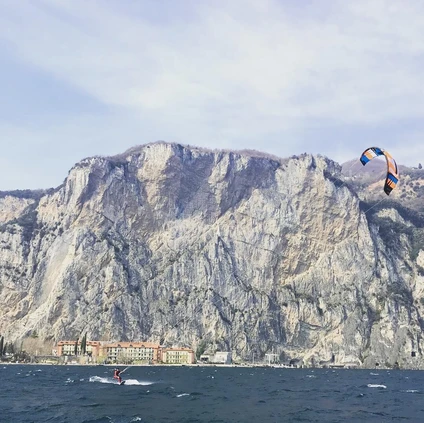 Kitesurfing trial lesson for beginners at Lake Garda 3
