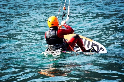 Kitesurfing trial lesson for beginners at Lake Garda 0