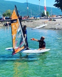 Basic windsurfing course for adults and children on Lake Garda 2
