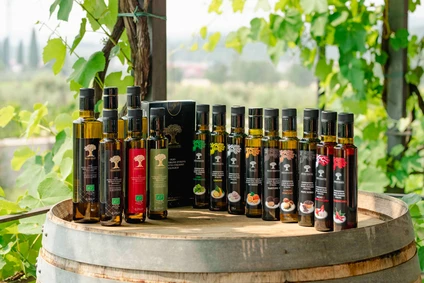 Tasting of extra virgin olive oils and organic wines at Lake Garda 6