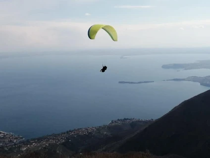 Tandemflug mit dem Gleitschirm: von Monte Pizzocolo zum Gardasee 4
