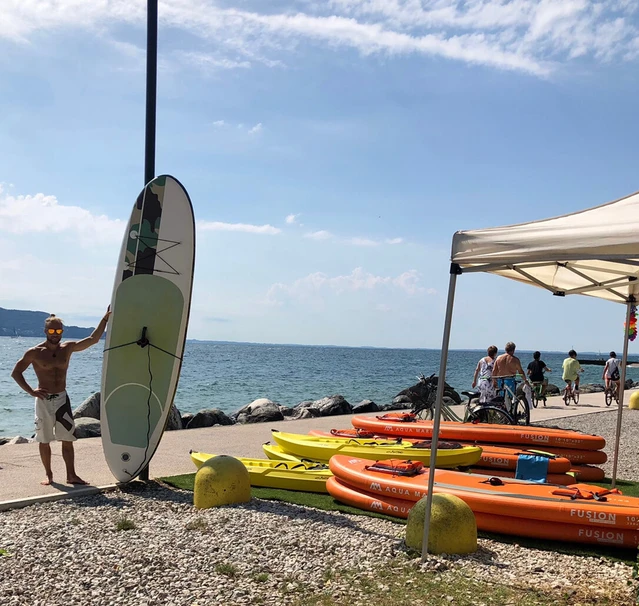 Guided canoe trip on Lake Garda from Toscolano Maderno