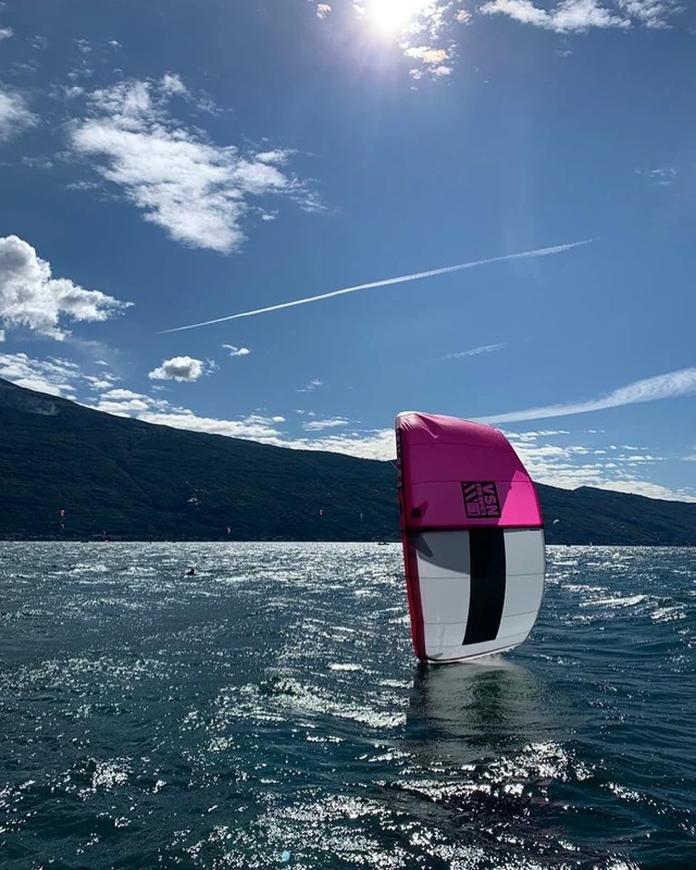Kitesurf lesson for all levels at Lake Garda
