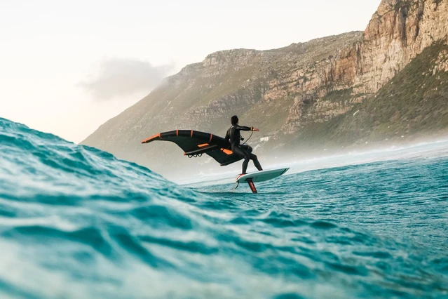 Lezione di wing surf per esperti e principianti al Lago di Garda